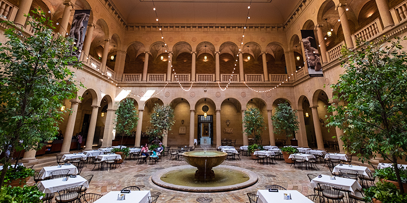 Italian-style courtyard at the Nelson-Atkins Museum of Art