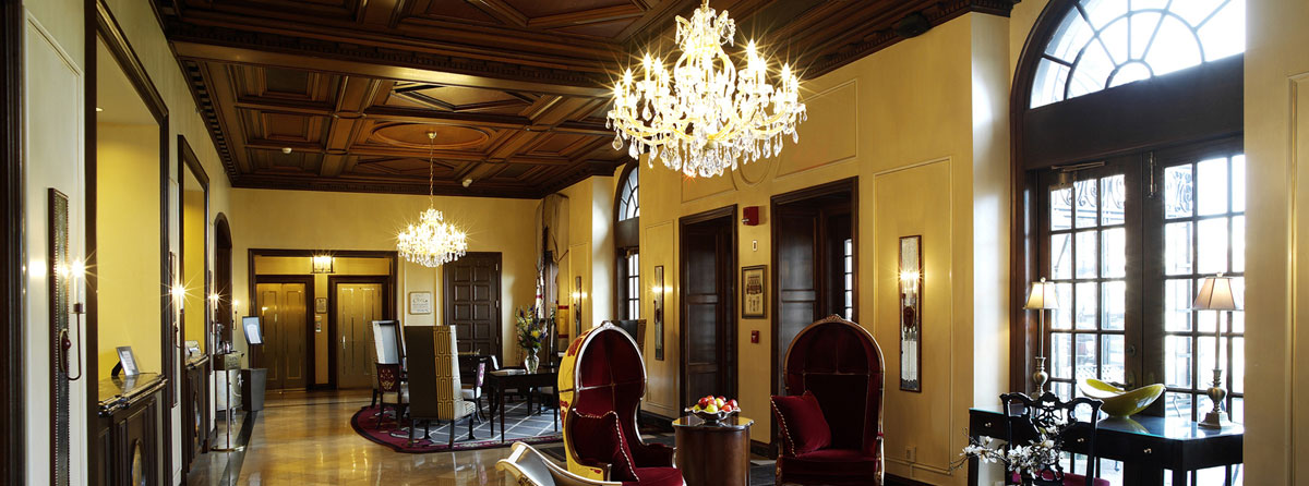 Raphael Hotel Lobby