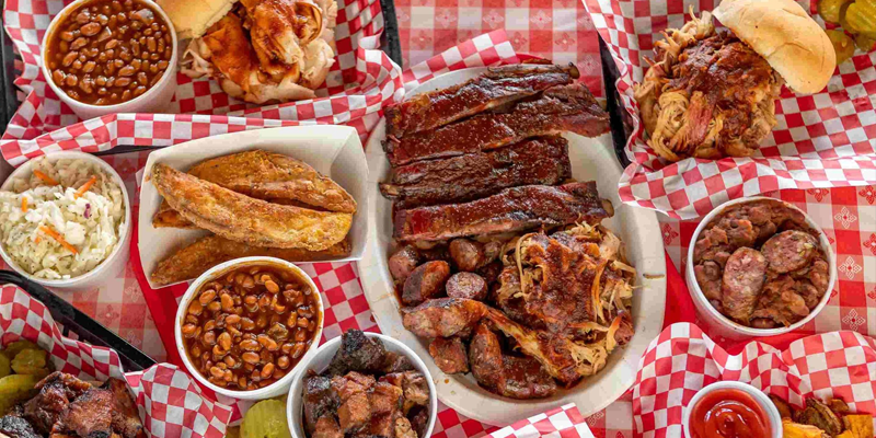 B.B.'s Lawnside BBQ